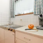 アパート Sepp By Interhome
